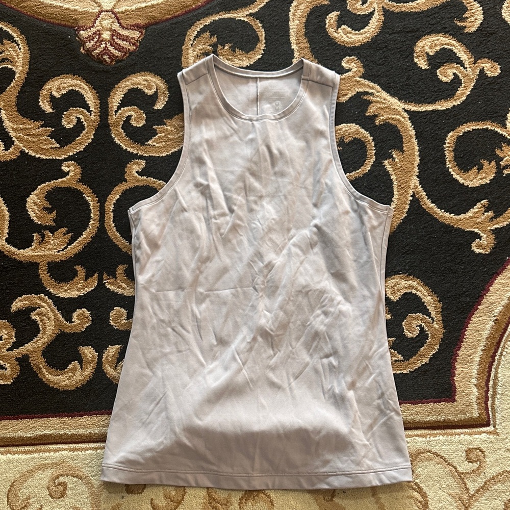 Small ON Women's Gray Sleeveless Top